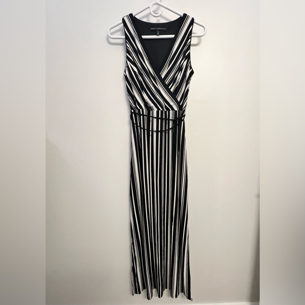 White House Black Market size 2 maxi dress
